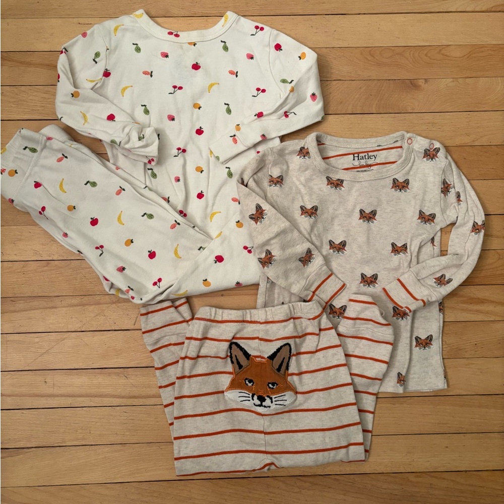 Hatley and Rise Little Earthling PJs Sz 2
